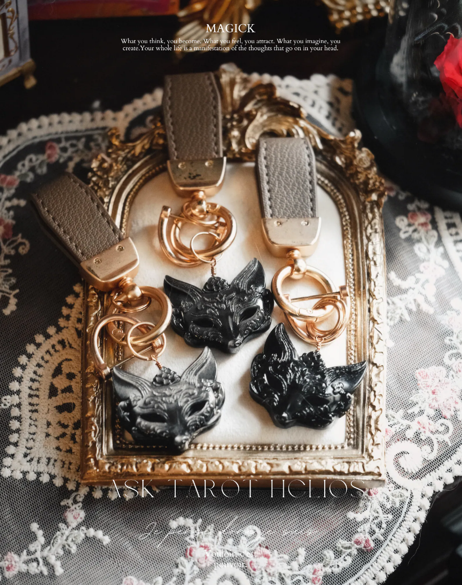《𝑩𝒍𝒂𝒄𝒌 𝑭𝒐𝒙黑狐面具》性價比好物🤩隨身攜帶，保護你的日常所需🤎 𓂃𓈒 ✍🏻 ⟡ 𝑅𝑖𝑡𝑢𝑎𝑙 美國儀式飾品